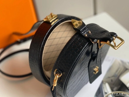 Frstbag ru PETITE CHAPEAU LOUIS VUITTON BOITE 0723